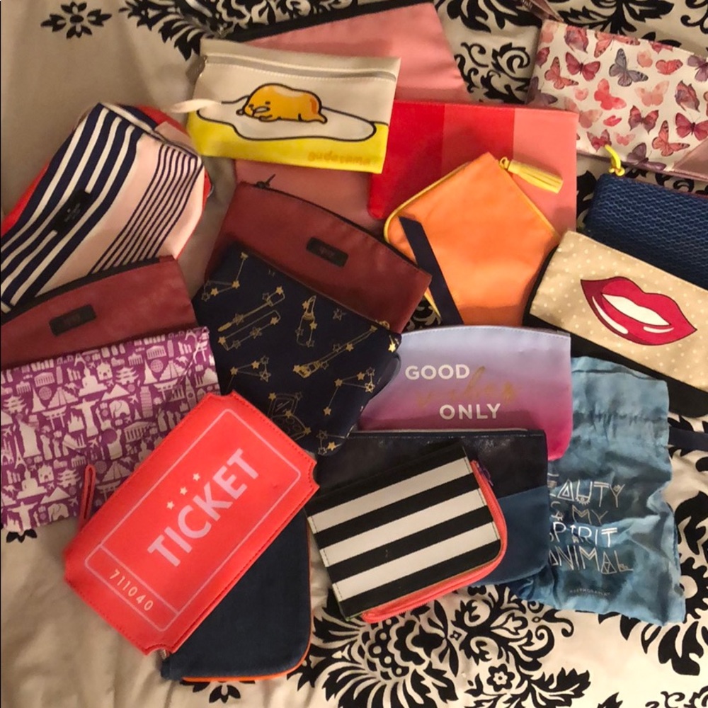 18 MISC MAKEUP BAGS